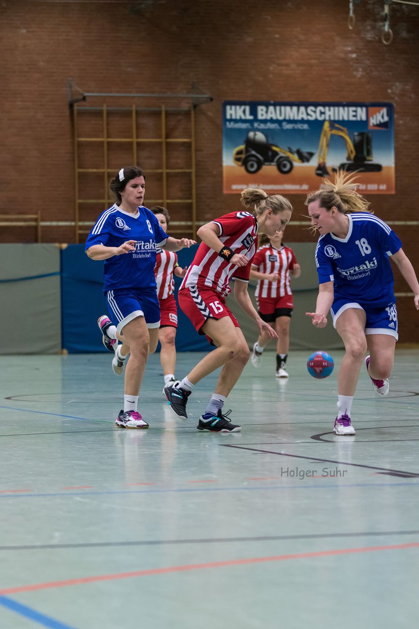 Bild 283 - Frauen Barmstedter TS - Buedelsdorfer TSV : Ergebnis: 26:12